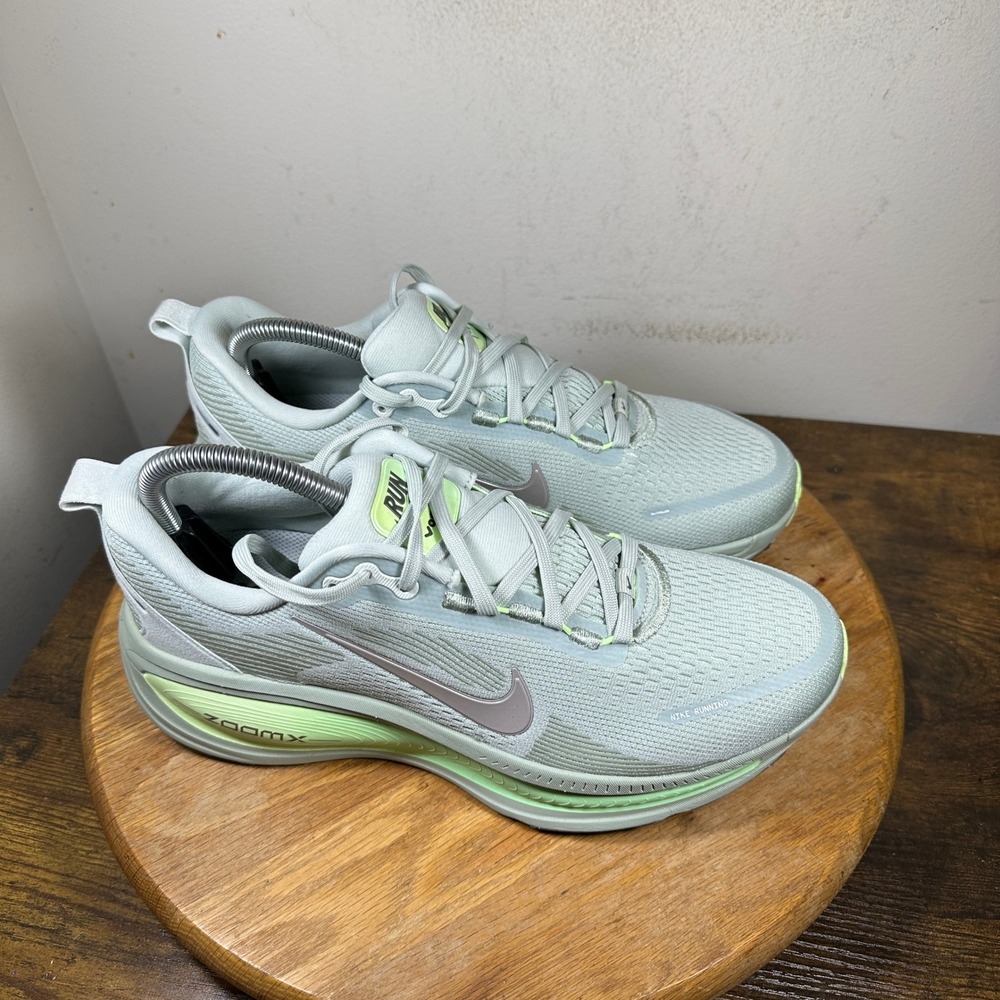 Nike Air Zoom Vomero 16 Mens Running Shoes Sea Glass Lime HM6803-002 Size 8